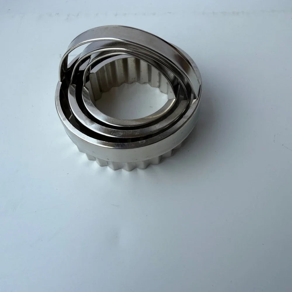 Set of 3 Stainless Steel Fluted Biscuit Cutters Nesting‎ Cookie Cutters Kitchen